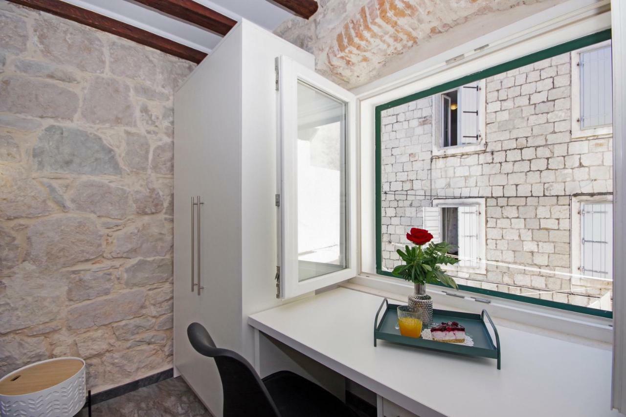 Bonbon Old Town Private En-Suite Room Split Exterior foto